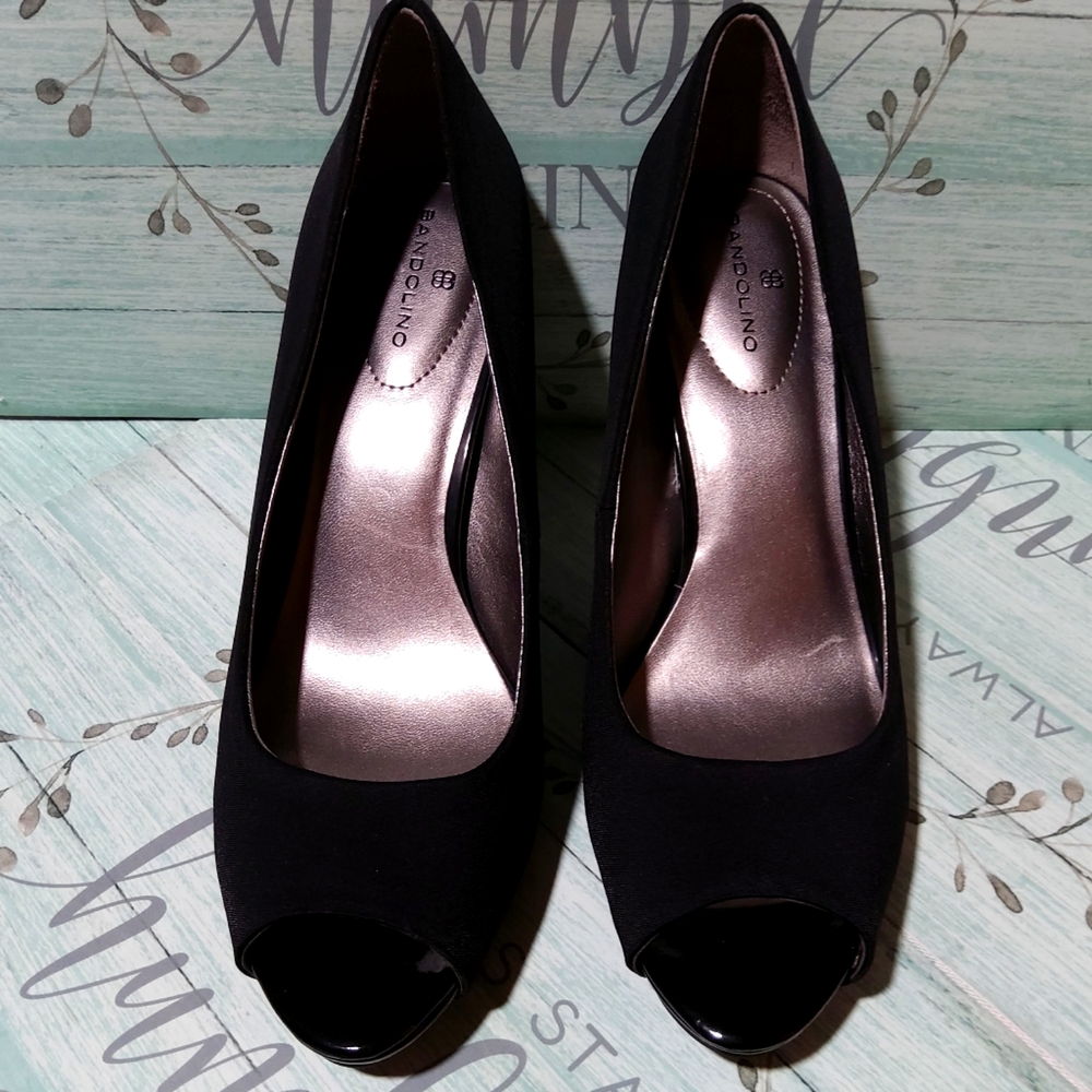 Bandolino Peep Toe Pumps Size 9